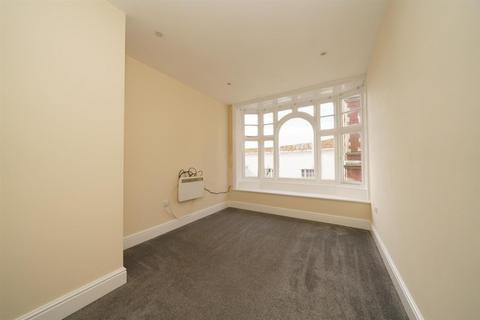 undefined, High Street, Hemel Hempstead, HP1
