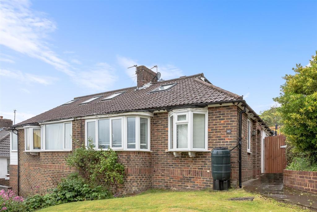 Greenfield Crescent, Brighton 3 bed semidetached bungalow £435,000