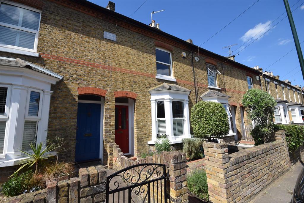 Heathfield South, Twickenham 3 bed terraced house £850,000