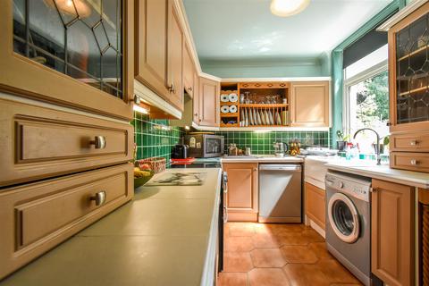 293 Haslingden Road, Guide, Blackburn, BB1 2NF