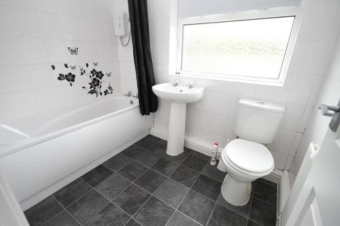 31 Stonegate Road, Bradford, BD10 8BT