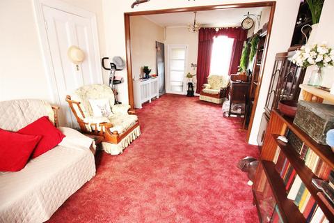 61 Howarth Road, London, SE2 0UL
