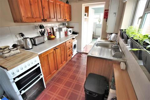 61 Howarth Road, London, SE2 0UL