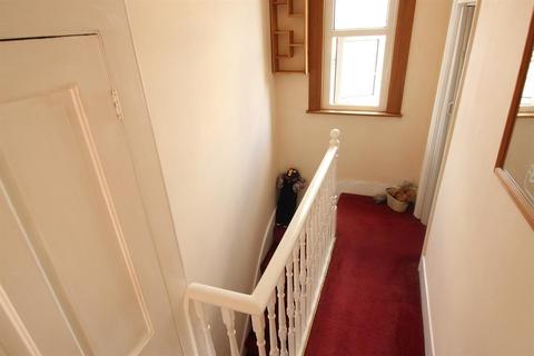 61 Howarth Road, London, SE2 0UL