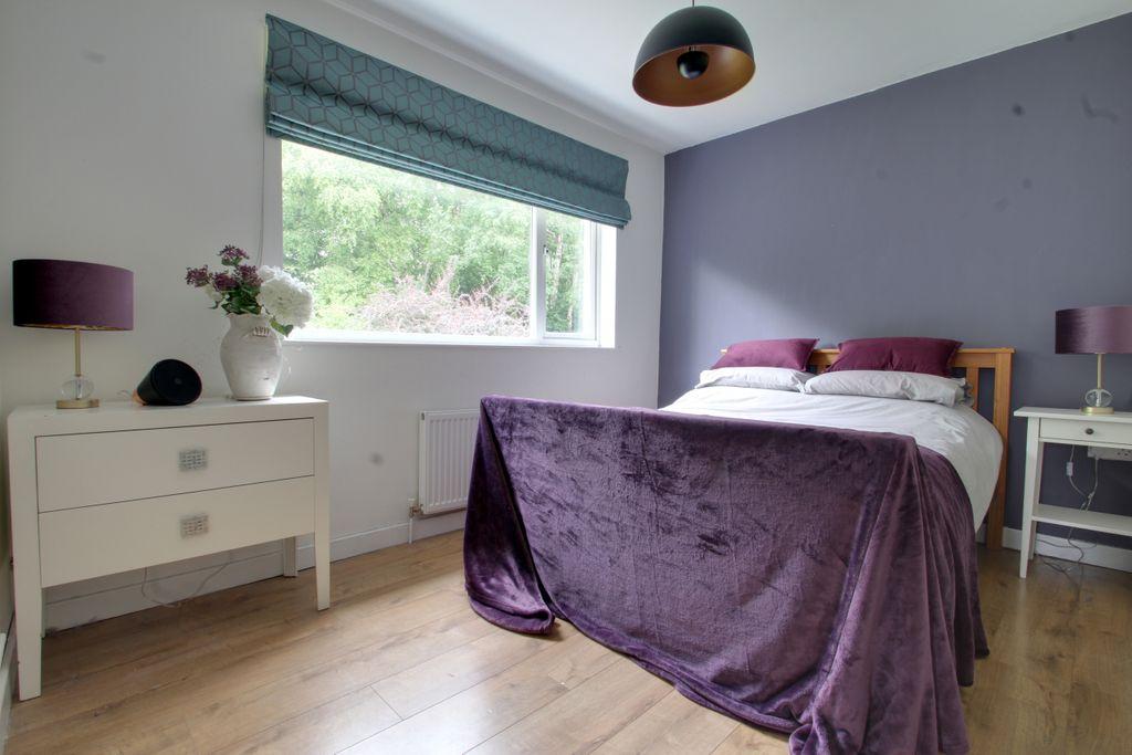 Bedroom 1 (Double)
