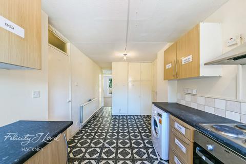 26 Foxley Close, London, E8 2JN