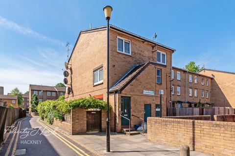 26 Foxley Close, London, E8 2JN