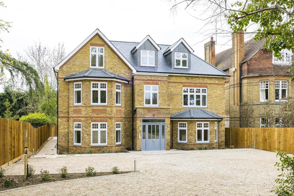 St Mary's Road, Surbiton, KT6 2 bed flat £700,000