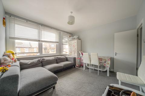 44a Mandeville Road, Enfield, EN3 6SL