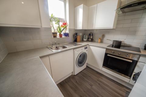 44a Mandeville Road, Enfield, EN3 6SL