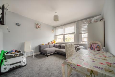 44a Mandeville Road, Enfield, EN3 6SL