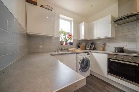 44a Mandeville Road, Enfield, EN3 6SL