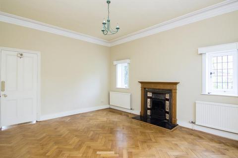 undefined, Surbiton,  Surrey,  KT6