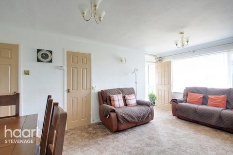 9 Hazelmere Road, Stevenage, SG2 8RX
