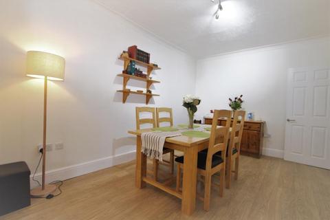 45 Elmsleigh Avenue, Harrow, HA3 8HX