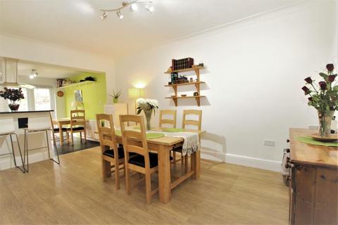45 Elmsleigh Avenue, Harrow, HA3 8HX