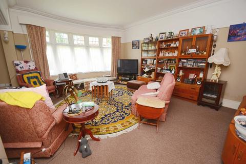 5a Berwick Road, Bournemouth, BH3 7BB