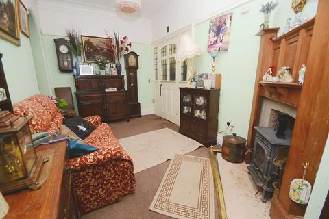 5a Berwick Road, Bournemouth, BH3 7BB