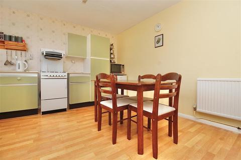 41 Canterbury Close, Ipswich, IP2 9YH