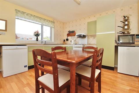 41 Canterbury Close, Ipswich, IP2 9YH