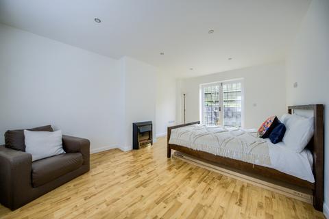 3 bedroom semi-detached house to rent - Heathcote Road, Leamington Spa, Warwickshire, CV31