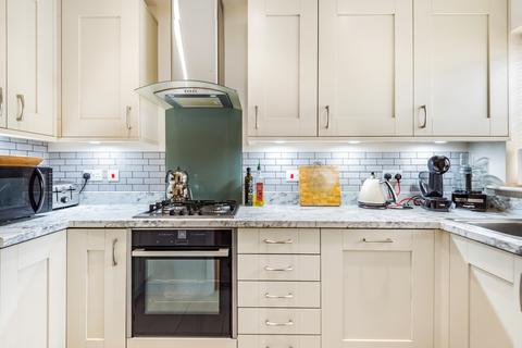 10 Bargain Close, Nursling, Southampton, SO16 0AX