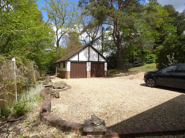 Double garage &amp; storage above