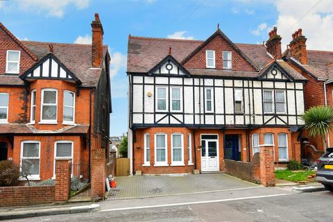5 bedroom semi-detached house for sale - Park Avenue, Dover, Kent