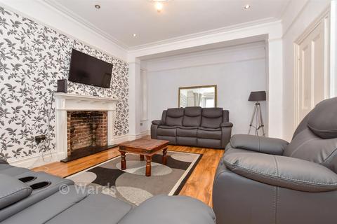 undefined, Park Avenue, Dover, Kent