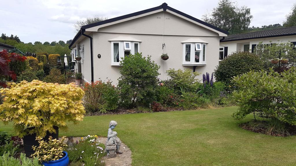 Cupola Park, Whatstandwell, Matlock DE4 2 bed park home for sale £185,000