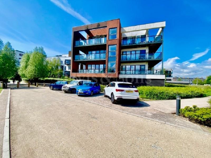 Selskar Court, Usk Way, Newport. NP20... 2 bed flat £170,000