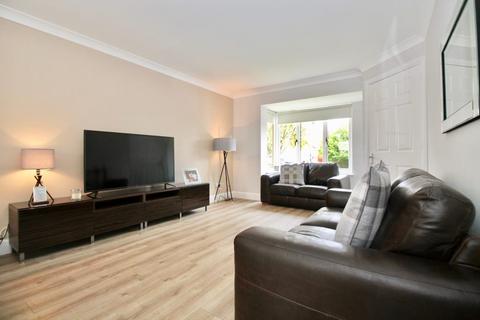 1 Beckfield Crescent, Glasgow, G33 1ST