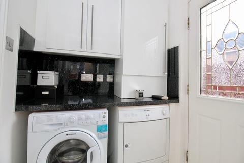 1 Beckfield Crescent, Glasgow, G33 1ST