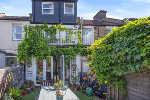 50 Raleigh Road, London, SE20 7JB