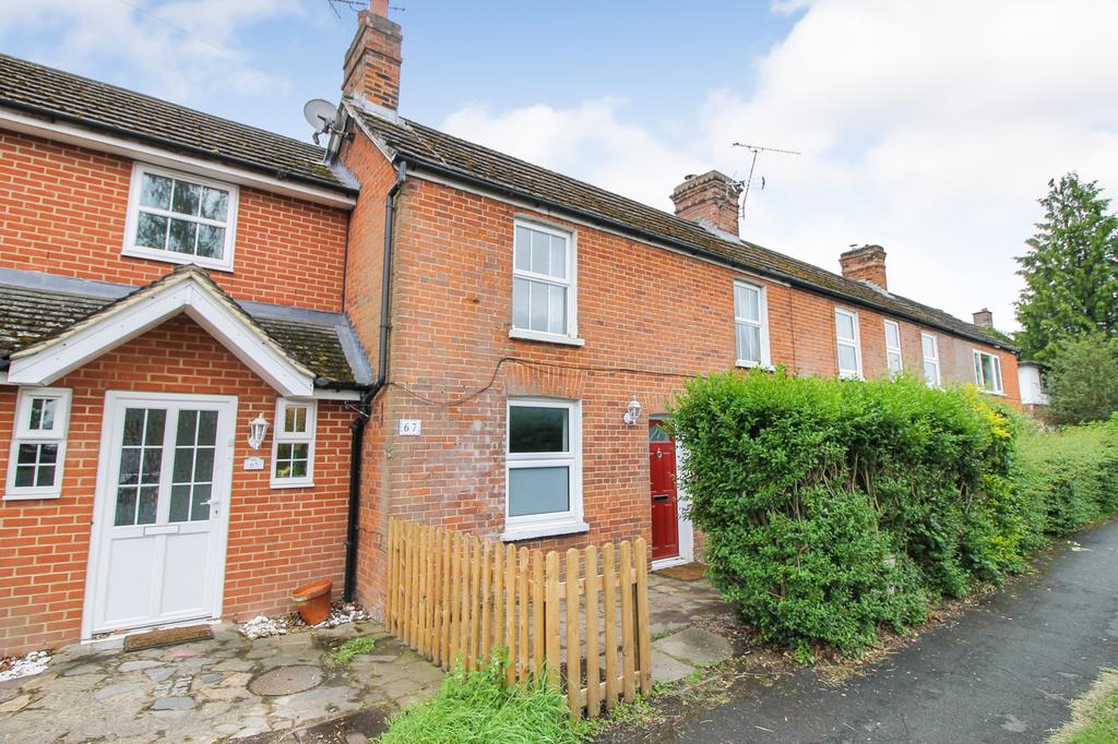 Southwood Road, Farnborough, GU14 2 bed terraced house £330,000