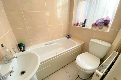 18 Basing Street, Liverpool, L19 1QS