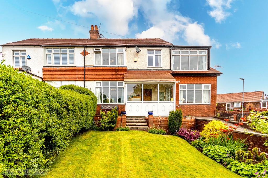 Lovers Lane, Grasscroft, Saddleworth... 4 bed semidetached house £370,000