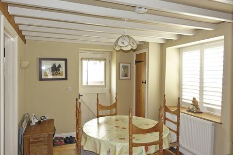 Ty Saer Coed Hillside Road, Llangattock, Crickhowell, NP8 1HU