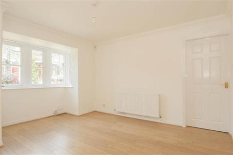 15 Ash Grove, Pudsey, LS28 8PA