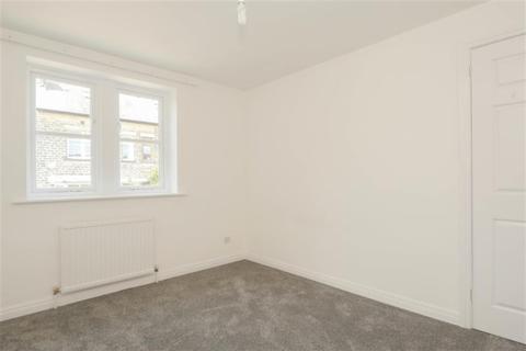 15 Ash Grove, Pudsey, LS28 8PA