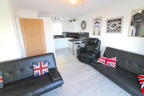 1 bedroom apartment for sale, Ocean Crescent, Maritime Quarter, Swansea