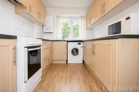 5 bedroom flat to rent, Grimthorpe House, Percival Street, Angel