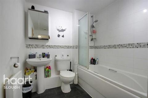 1 bedroom flat to rent - Foundry Court, Slough