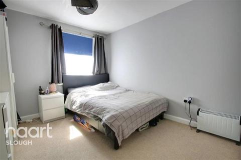 1 bedroom flat to rent - Foundry Court, Slough