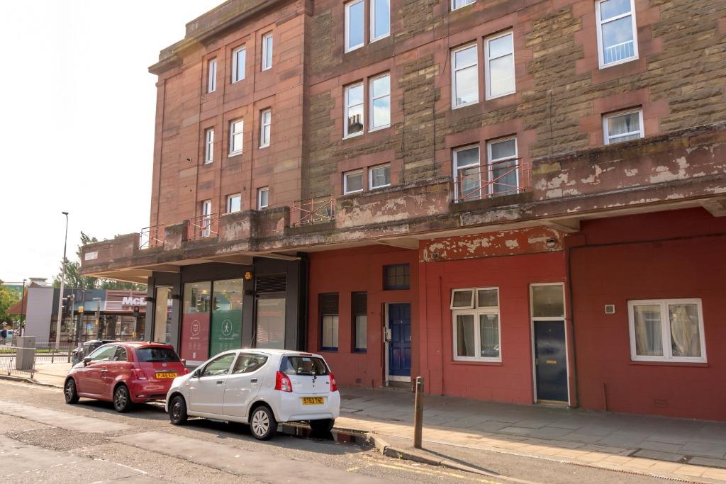 Westfield Road, Edinburgh, EH11 3 bed flat £1,725 pcm (£398 pw)