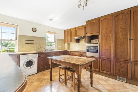 7 Burleigh Park, Cobham, KT11 2DU