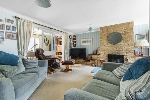 34 Ashfield Road, Carterton, OX18 3RD