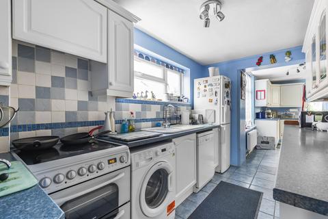34 Ashfield Road, Carterton, OX18 3RD