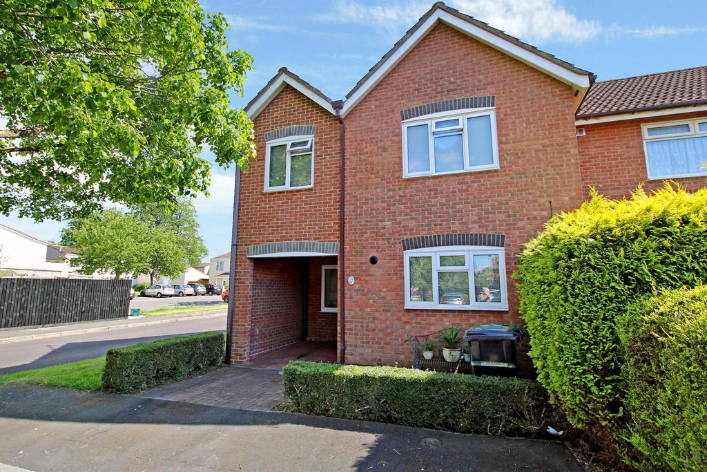 Wedgewood Close, Whitchurch, Bristol, BS14 9YE 3 bed semidetached