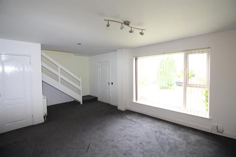 17 Brookmead, Thornbury, Bristol, BS35 2XG